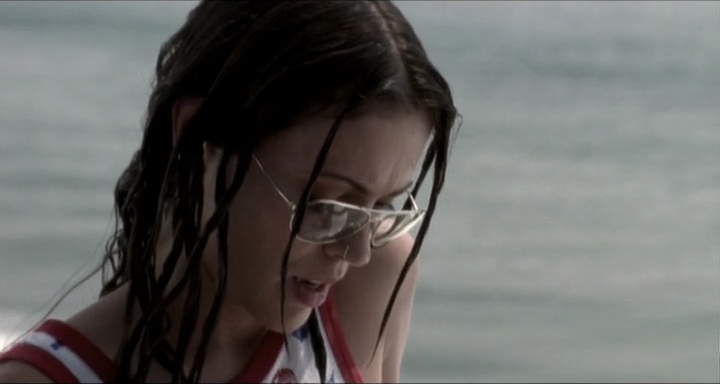Charmed-Online-dot-nl_KissTheBride0723.jpg