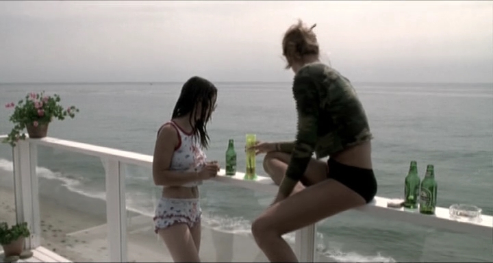 Charmed-Online-dot-nl_KissTheBride0736.jpg