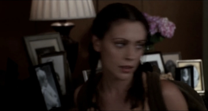 Charmed-Online-dot-nl_KissTheBride1796.jpg