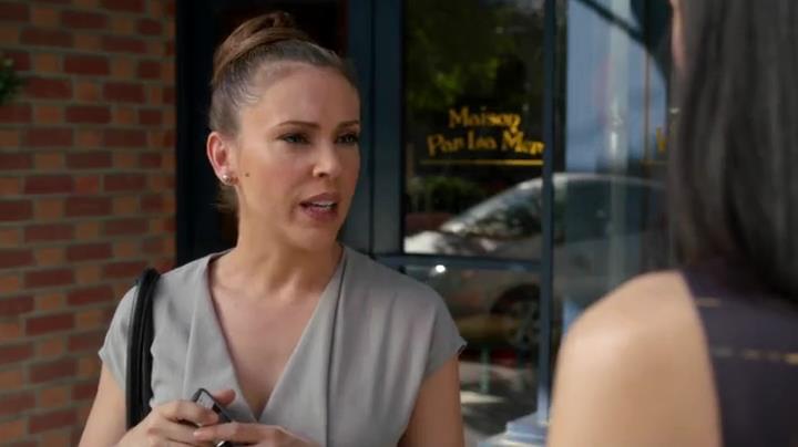 Charmed-Online-dot-net_Mistresses1x02TheMorningAfter0216.jpg