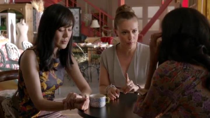 Charmed-Online-dot-net_Mistresses1x02TheMorningAfter0323.jpg