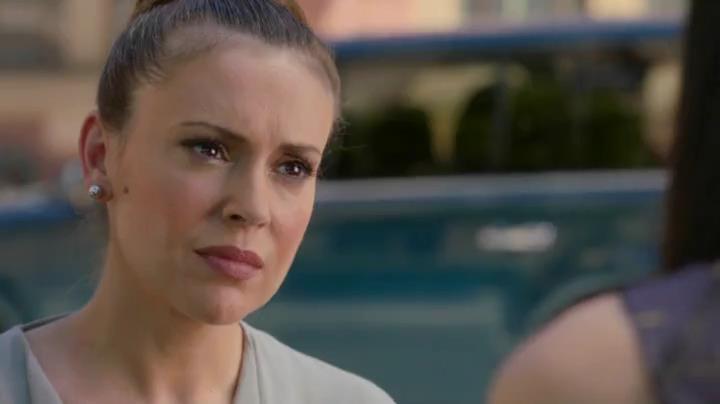 Charmed-Online-dot-net_Mistresses1x02TheMorningAfter0439.jpg