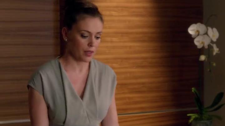 Charmed-Online-dot-net_Mistresses1x02TheMorningAfter0922.jpg