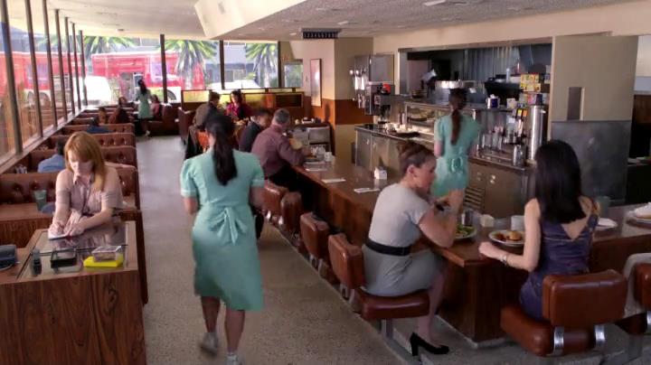 Charmed-Online-dot-net_Mistresses1x02TheMorningAfter0982.jpg