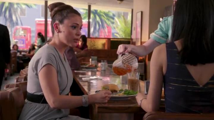Charmed-Online-dot-net_Mistresses1x02TheMorningAfter0993.jpg
