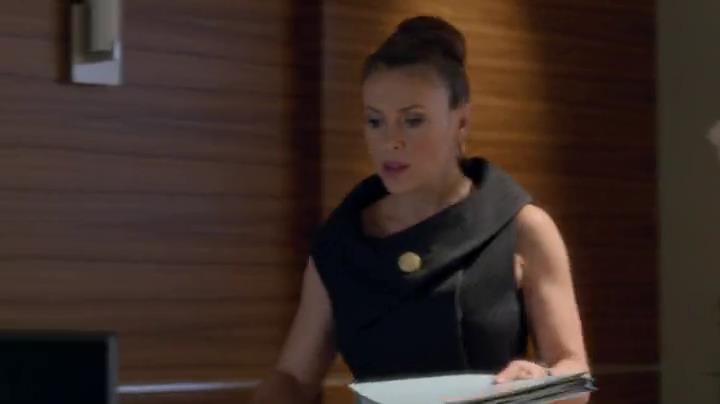 Charmed-Online-dot-net_Mistresses1x02TheMorningAfter1950.jpg