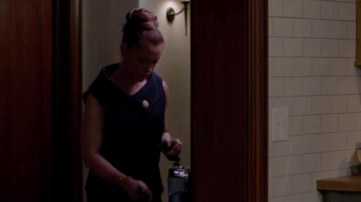 Charmed-Online-dot-net_Mistresses1x02TheMorningAfter2202.jpg