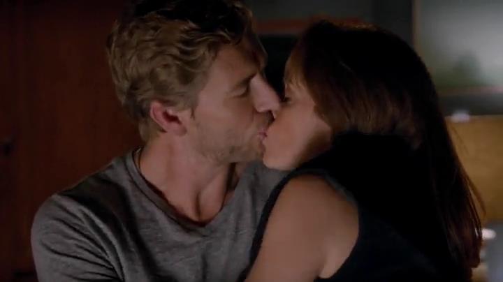 Charmed-Online-dot-net_Mistresses1x02TheMorningAfter2437.jpg