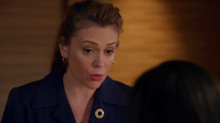 Charmed-Online-dot-net_Mistresses1x03BreakingAndEntering1458.jpg