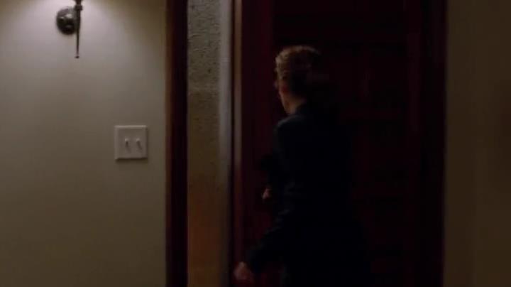 Charmed-Online-dot-net_Mistresses1x03BreakingAndEntering1705.jpg