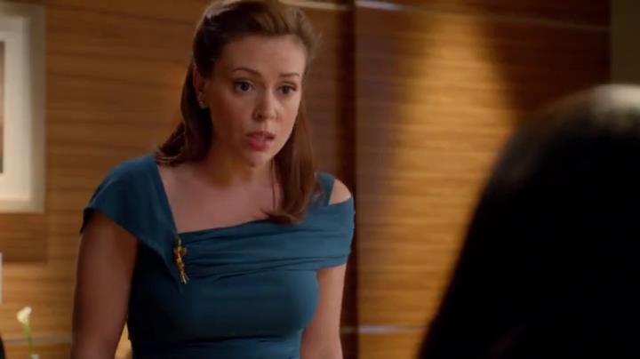 Charmed-Online-dot-net_Mistresses1x04AKissIsJustaKiss0629.jpg