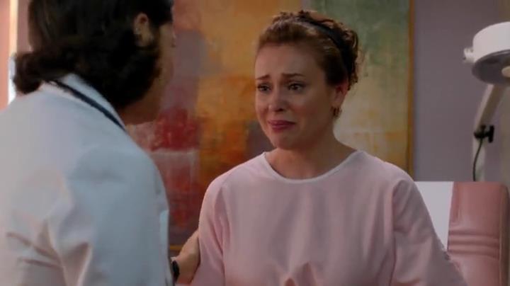 Charmed-Online-dot-net_Mistresses1x05_DecisionsDecisions2005.jpg