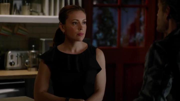Charmed-Online-dot-net_Mistresses1x08Ultimatum1664.jpg
