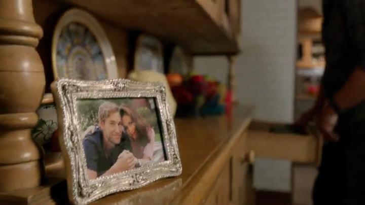 Charmed-Online-dot-net_Mistresses1x09GuessWhosComingtoDinner0178.jpg