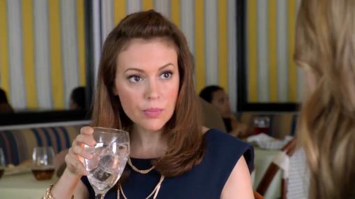 Charmed-Online-dot-net_Mistresses1x09GuessWhosComingtoDinner0843.jpg