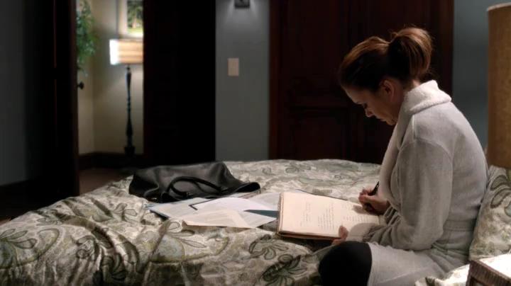 Charmed-Online-dot-net_Mistresses1x09GuessWhosComingtoDinner1035.jpg