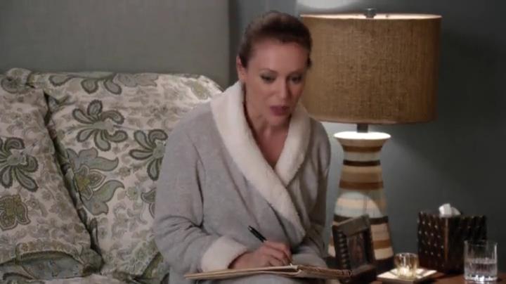 Charmed-Online-dot-net_Mistresses1x09GuessWhosComingtoDinner1056.jpg Charmed-Online-dot-net_Mistresses1x09GuessWhosComingtoDinner1056.jpg