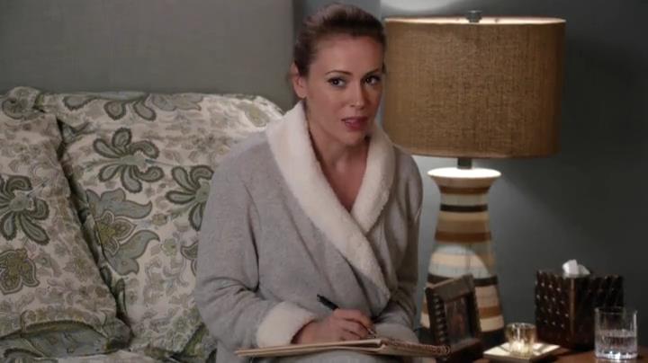 Charmed-Online-dot-net_Mistresses1x09GuessWhosComingtoDinner1063.jpg