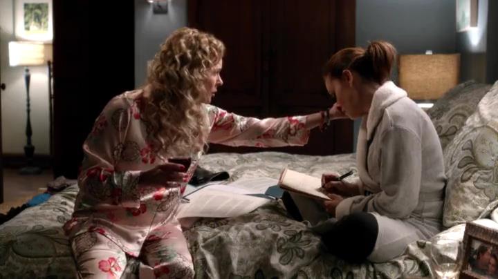 Charmed-Online-dot-net_Mistresses1x09GuessWhosComingtoDinner1106.jpg