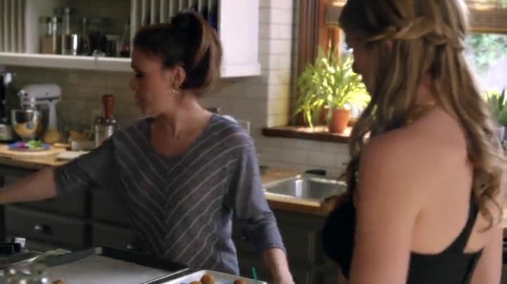 Charmed-Online-dot-net_Mistresses1x09GuessWhosComingtoDinner1579.jpg