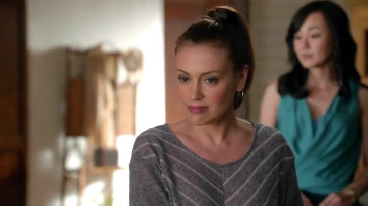 Charmed-Online-dot-net_Mistresses1x09GuessWhosComingtoDinner1708.jpg