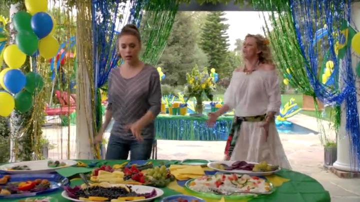 Charmed-Online-dot-net_Mistresses1x09GuessWhosComingtoDinner1764.jpg