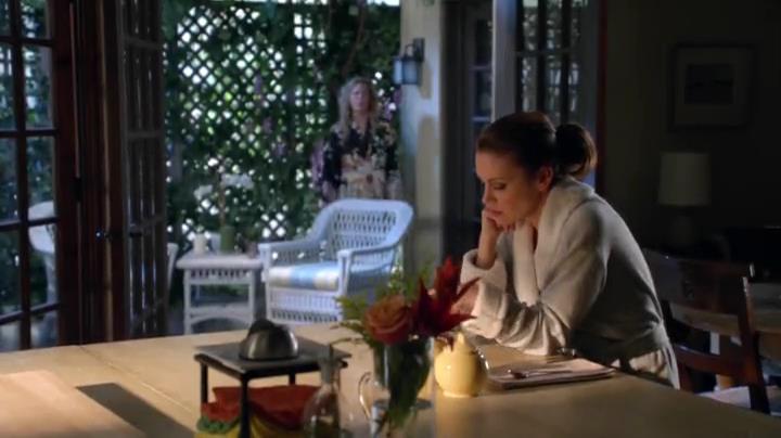 Charmed-Online-dot-net_Mistresses1x09GuessWhosComingtoDinner1936.jpg