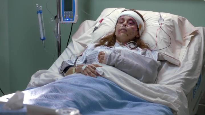 Charmed-Online-dot-net_Mistresses1x13IChooseYou2102.jpg