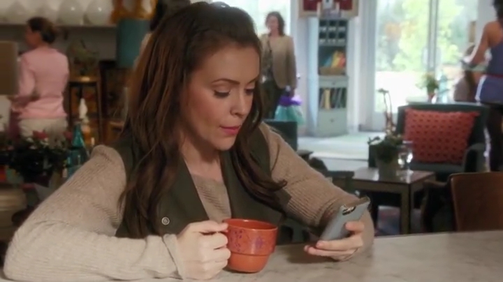 Charmed-Online-dot-net_Mistresses2x01-0265.jpg