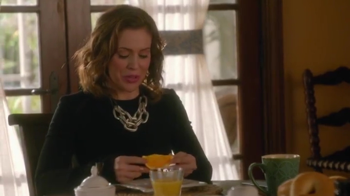 Charmed-Online-dot-net_Mistresses2x02-2073.jpg