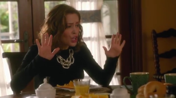 Charmed-Online-dot-net_Mistresses2x02-2100.jpg