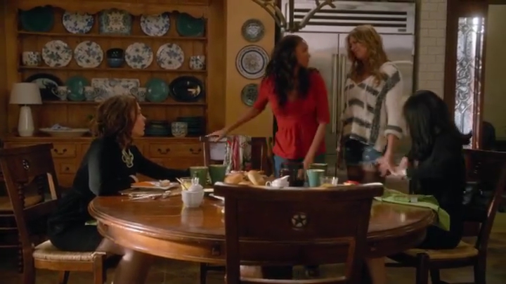 Charmed-Online-dot-net_Mistresses2x02-2153.jpg