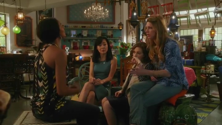 Charmed-Online-dot-net_Mistresses2x09-0102.jpg