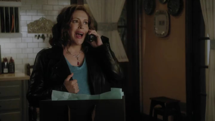 Charmed-Online-dot-net_Mistresses2x11-2186.jpg Charmed-Online-dot-net_Mistresses2x11-2186.jpg