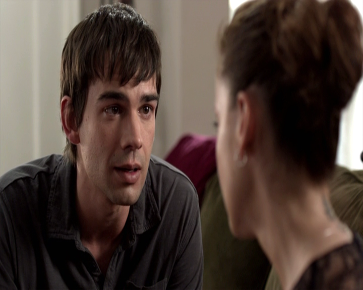 Charmed-Onlne-dot-net_MyGirlfriendsBoyfriend3936.png