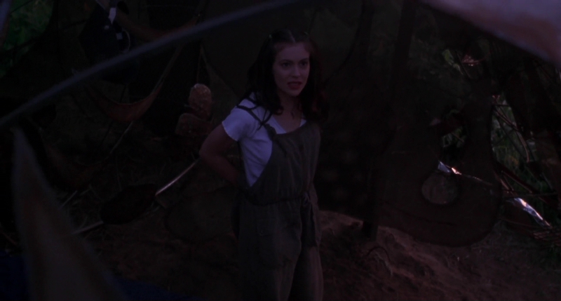 Charmed-Online-dot-net_PoisonIvy2-1498.jpg