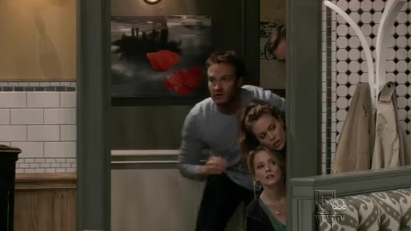 Charmed-Online-dot-net_RomanticallyChallenged1x02-1126.jpg