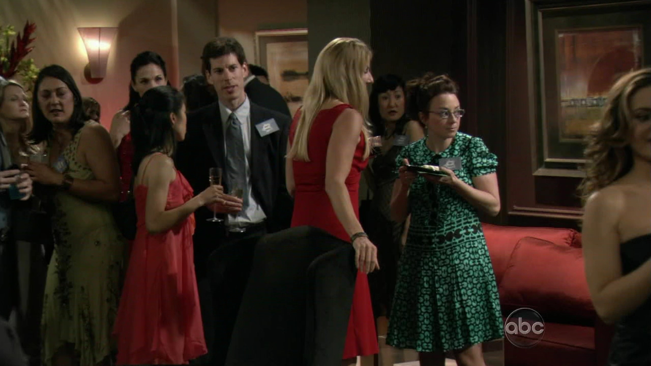 Charmed-Online-dot-net_RomanticallyChallenged1x03-0393.jpg