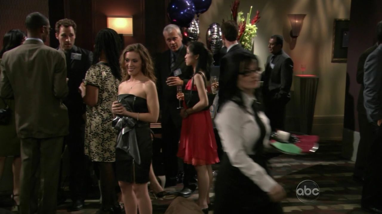 Charmed-Online-dot-net_RomanticallyChallenged1x03-0483.jpg