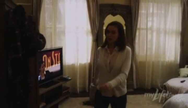 Charmed-Online-dot-net_SundaysAtTiffanys0111.jpg
