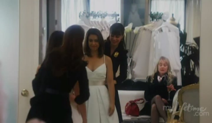 Charmed-Online-dot-net_SundaysAtTiffanys0491.jpg