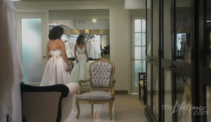 Charmed-Online-dot-net_SundaysAtTiffanys0528.jpg