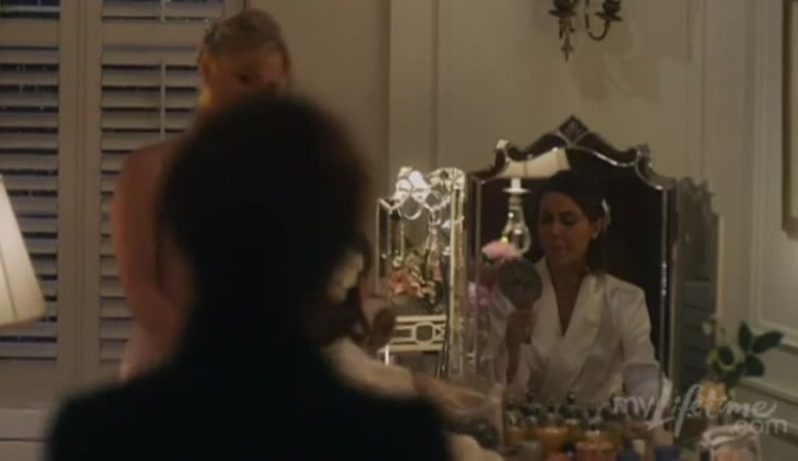 Charmed-Online-dot-net_SundaysAtTiffanys3884.jpg