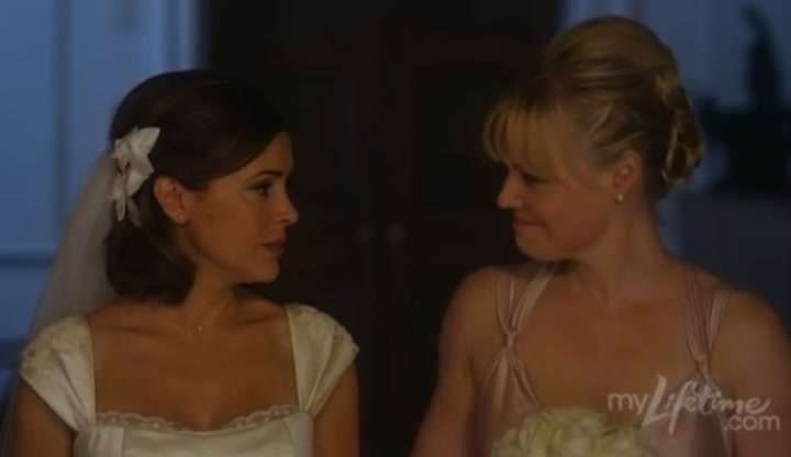 Charmed-Online-dot-net_SundaysAtTiffanys3965.jpg