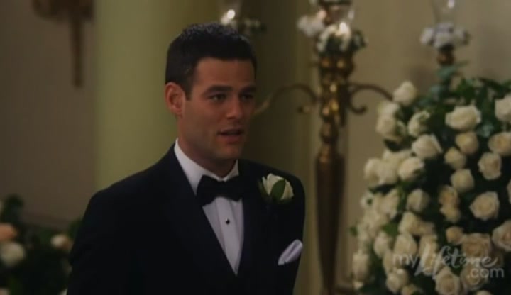 Charmed-Online-dot-net_SundaysAtTiffanys3975.jpg