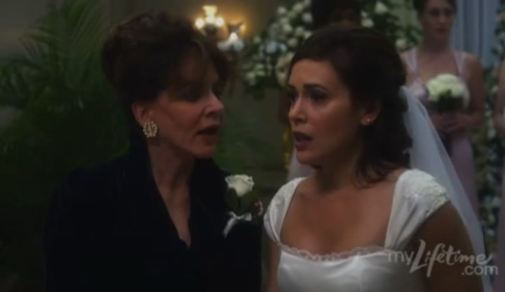 Charmed-Online-dot-net_SundaysAtTiffanys4096.jpg