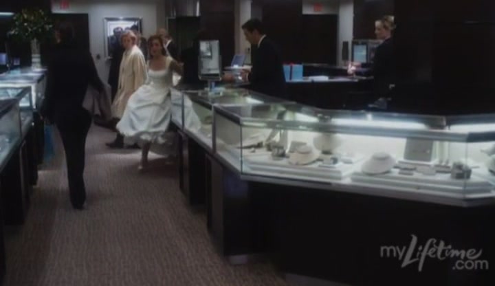 Charmed-Online-dot-net_SundaysAtTiffanys4186.jpg