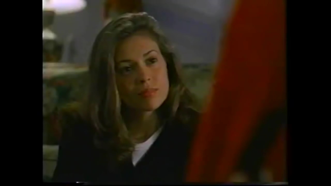 Charmed-Online-dot-NL_TheSurrogate1096.jpg