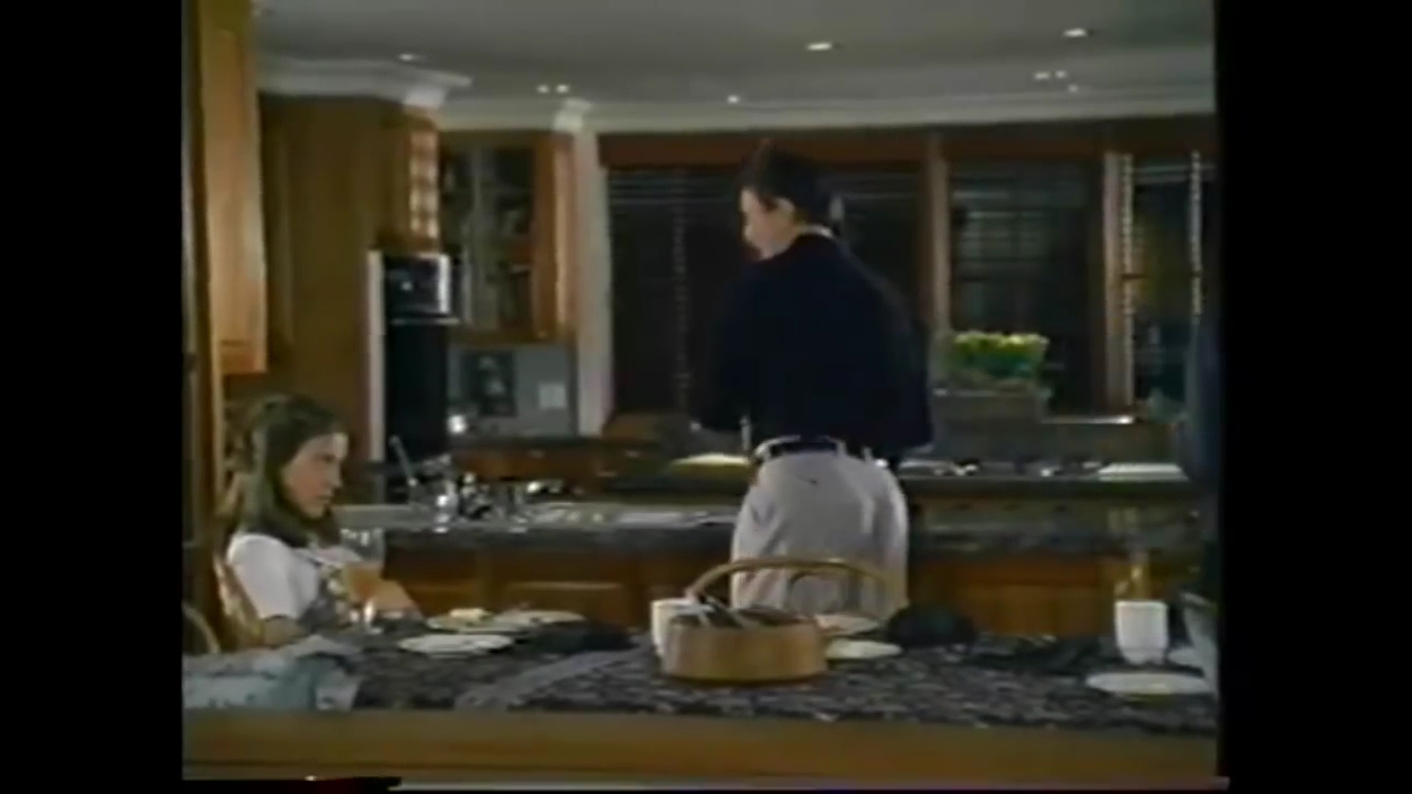 Charmed-Online-dot-NL_TheSurrogate1267.jpg