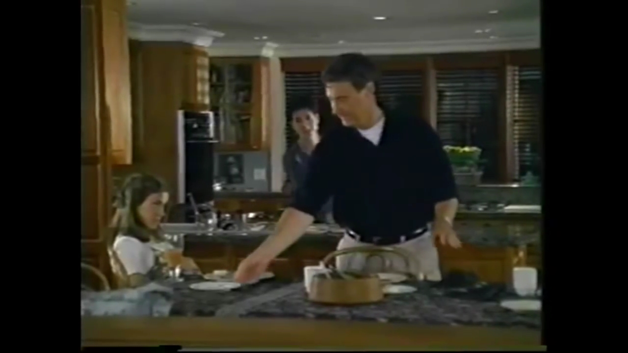 Charmed-Online-dot-NL_TheSurrogate1270.jpg